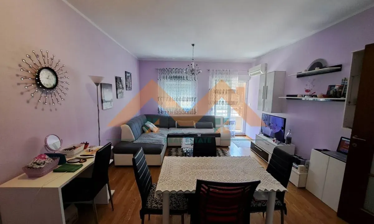 Prodaja, jednosoban stan, 51m², City Kvart, Podgorica