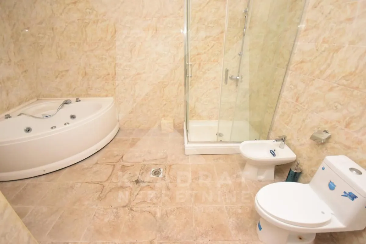 Prodaja, kuća, 343m², Zagorič, Podgorica
