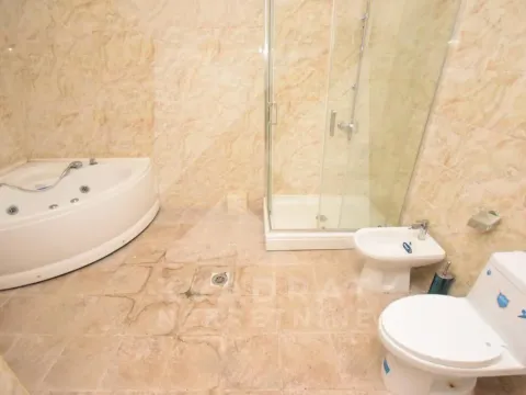 Sale, house, 343m², Zagorič, Podgorica - image 6