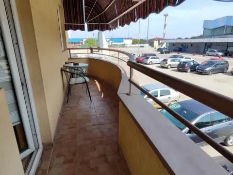 Izdavanje, jednosoban stan, 53m², Aqua park, Jagodina - image 17