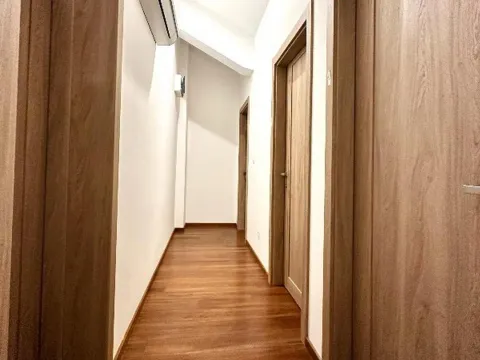 Izdavanje, četvorosoban stan, 127m², Master Kvart, Podgorica - image 8