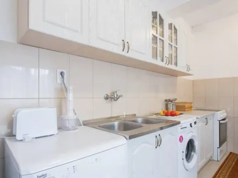 Sale, house, 380m², Bar, Crna Gora - image 9