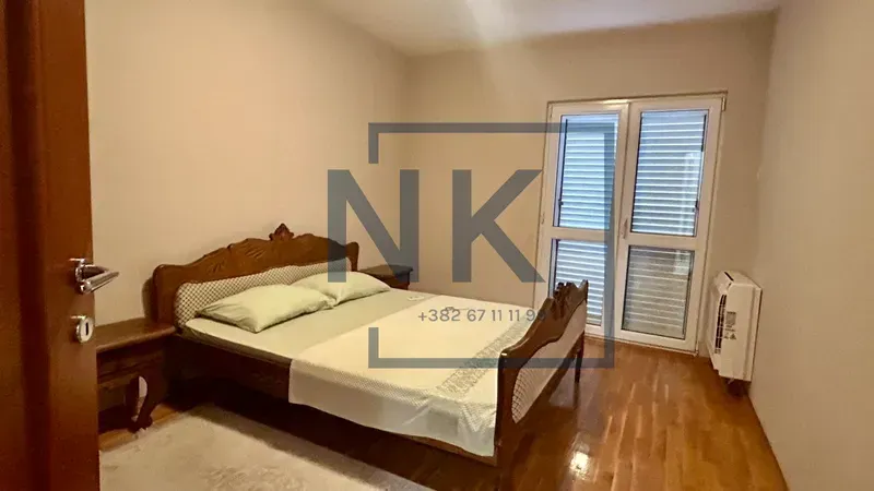Izdavanje, kuća, 220m², Konik, Podgorica
