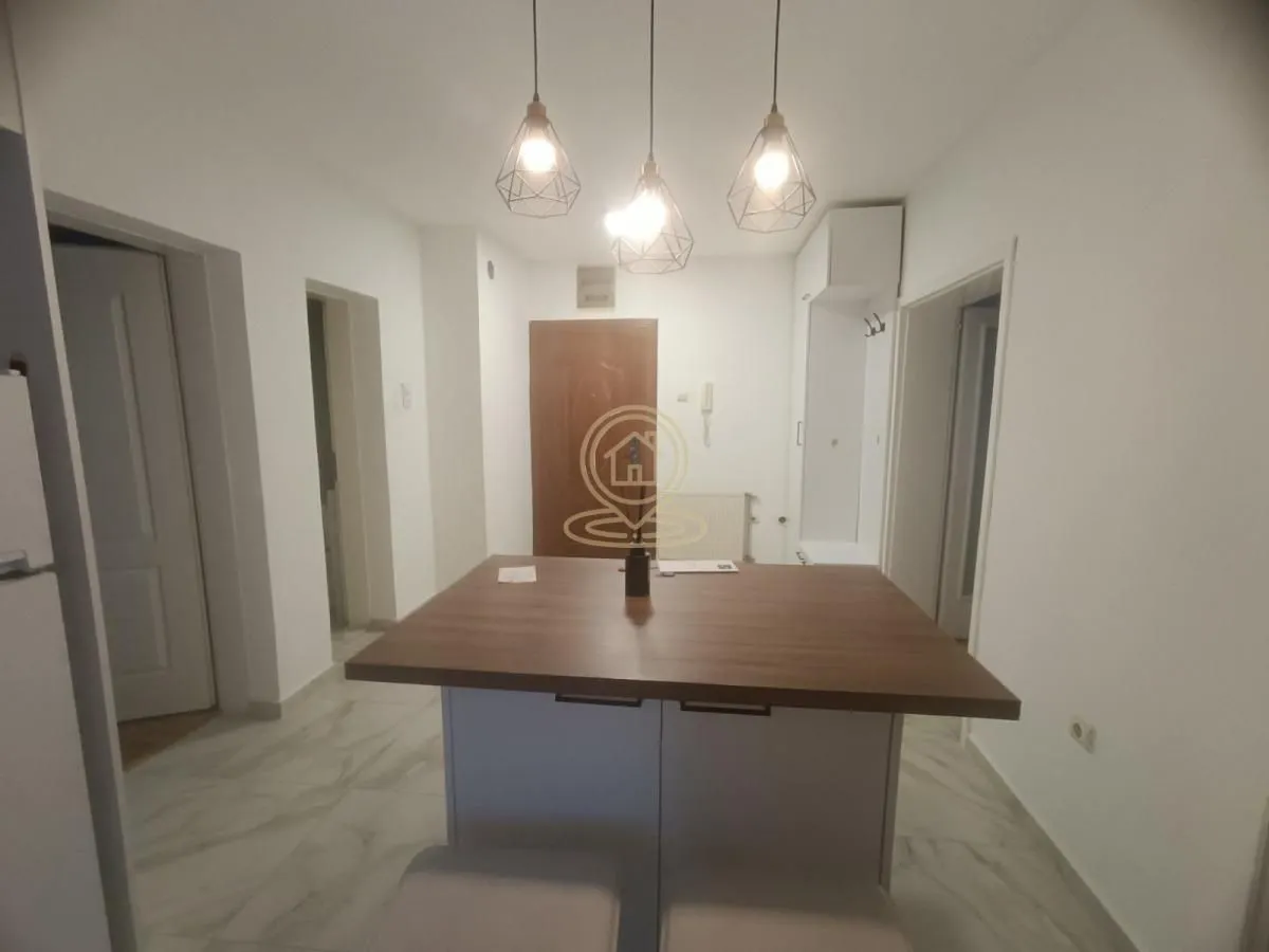 Izdavanje, jednosoban stan, 50m², Grbavica, Novi Sad Sve Podlokacije