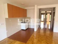 Izdavanje, trosoban stan, 70m², Čukarica, Beograd - image 6