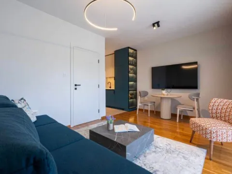 Stan in Centar