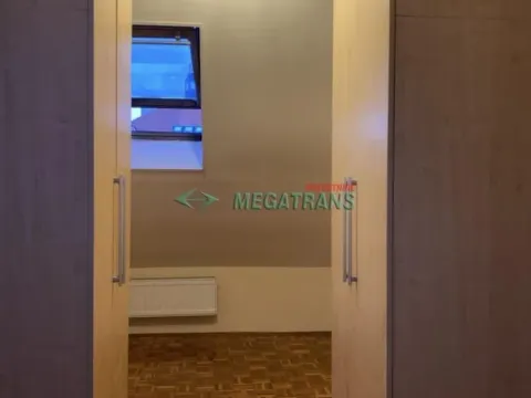 Izdavanje, dvosoban stan, 46m², Centar, Novi Sad - image 5