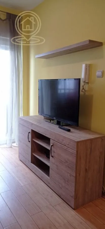 Izdavanje, jednosoban stan, 33m², Bulevar Oslobodjenja, Novi Sad Sve Podlokacije