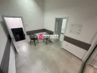 Izdavanje, poslovni prostor, 48m², Autobuska stanica, Podgorica - image 1