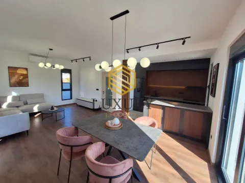 Prodaja, kuća, 141m², Gornja Gorica, Podgorica - image 8