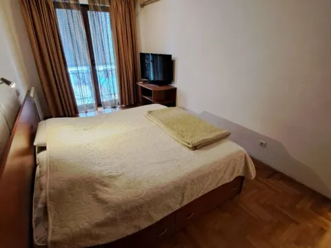 Izdavanje, dvosoban stan, 75m², Preko Morače, Podgorica - image 18