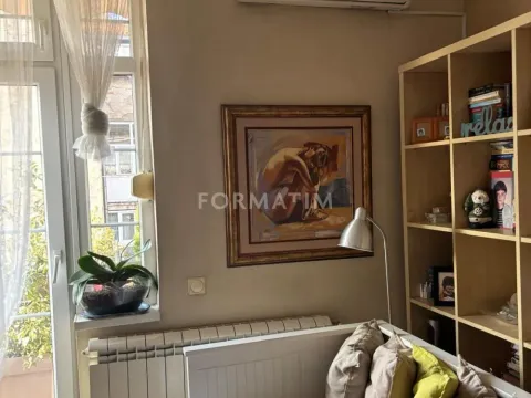 Sale, two bedroom apartment, 57m², Cvetni Trg, Vračar Sve Podlokacije - image 7