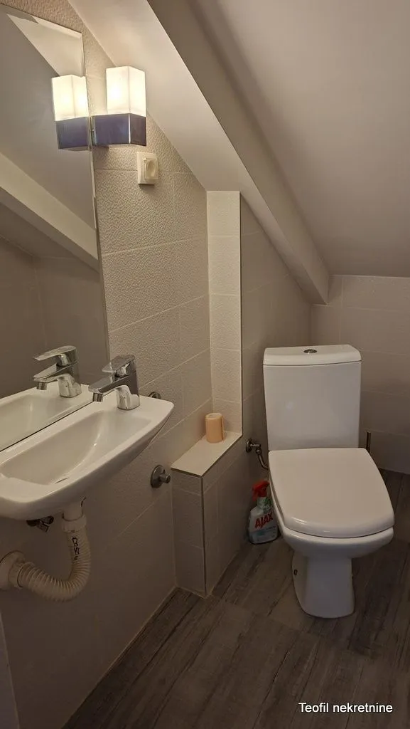 Izdavanje, garsonjera, 120m², Severni Bulevar, Zvezdara Sve Podlokacije