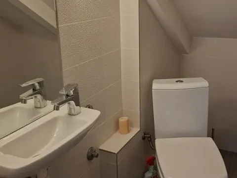 Izdavanje, garsonjera, 120m², Severni Bulevar, Zvezdara Sve Podlokacije - image 7