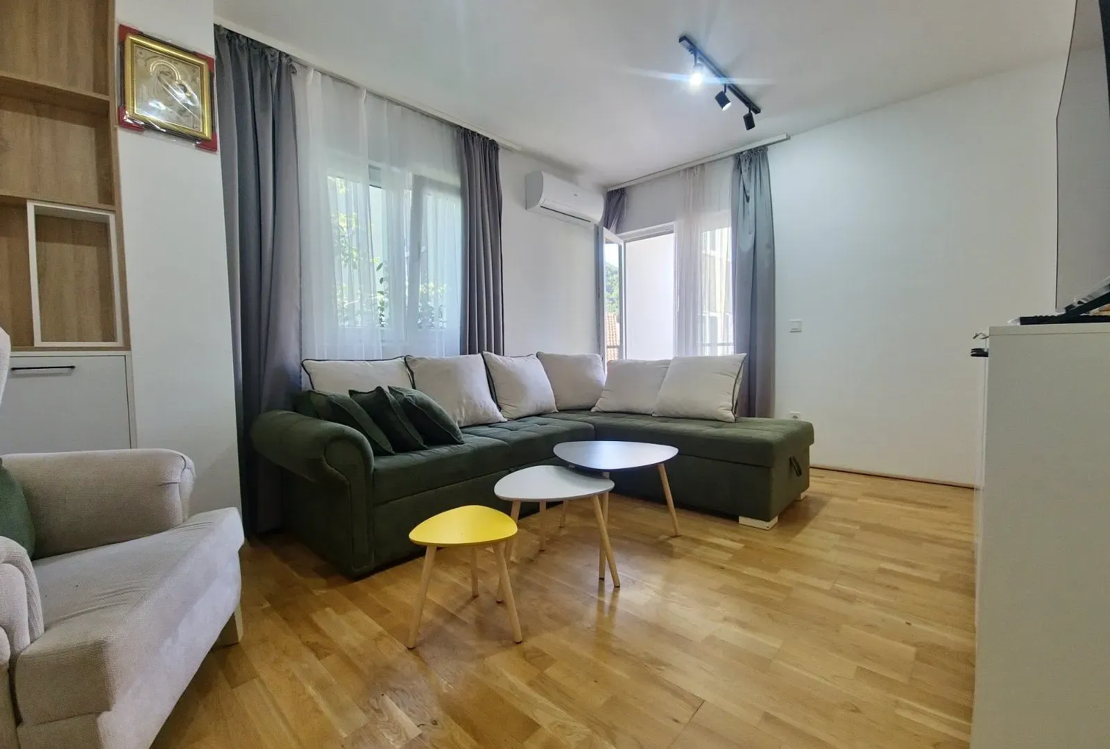 Rent, two bedroom apartment, 70m², Budva, Crna Gora