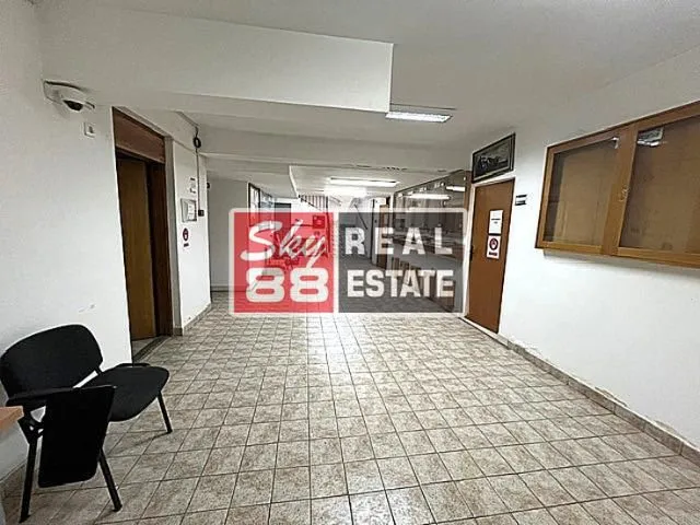 Sale, office space, 535m², Banovo Brdo, Beograd