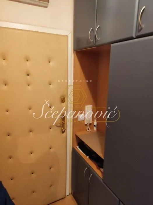 Prodaja, garsonjera, 24m², Podbara, Novi Sad Sve Podlokacije