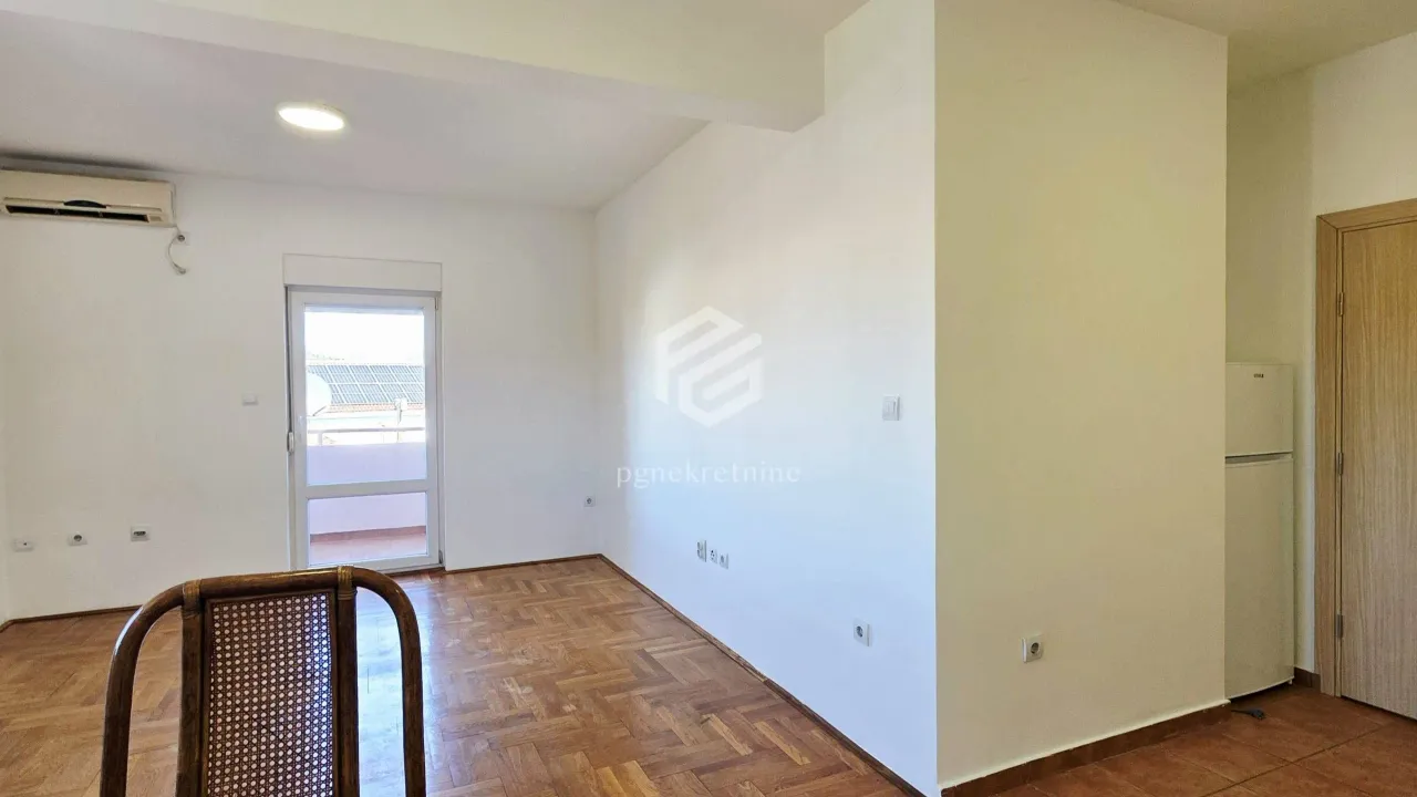 Prodaja, dvosoban stan, 74m², Drac, Podgorica
