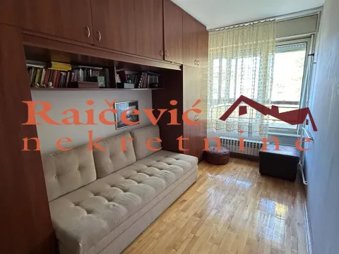 Rent, three bedroom apartment, 93m², Stari Grad, Beograd - image 8