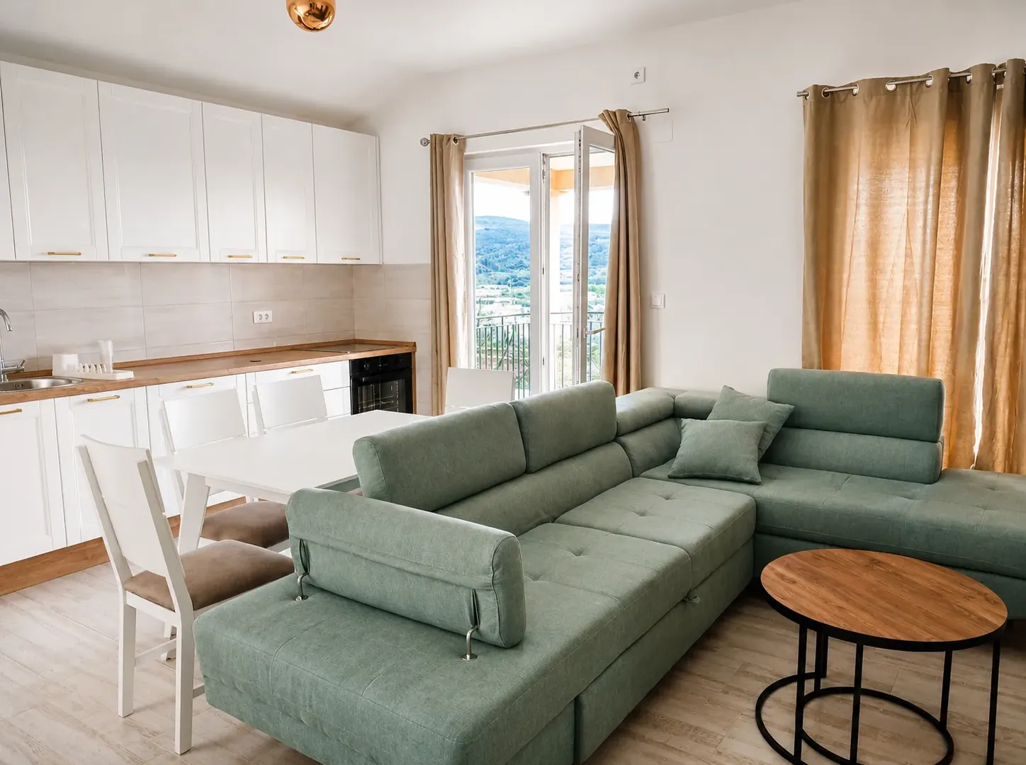 Rent, two bedroom apartment, 75m², Radanovići, Kotor