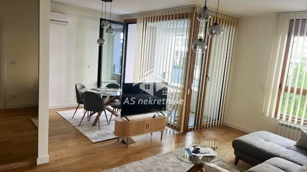 Izdavanje, dvosoban stan, 67m², Novi Beograd Sve Podlokacije, Beograd