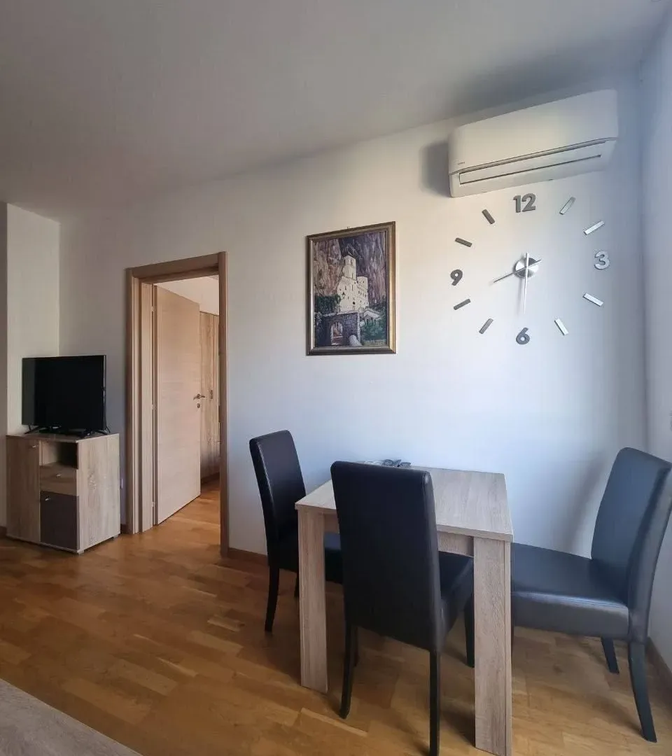 Rent, one bedroom apartment, 36m², Budva, Crna Gora