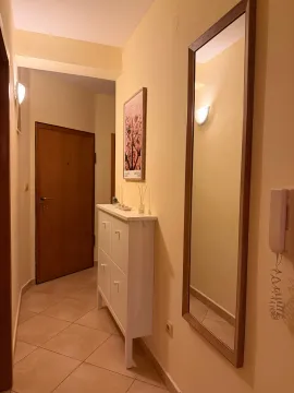 Izdavanje, trosoban stan, 80m², Đenovići, Herceg Novi - image 6