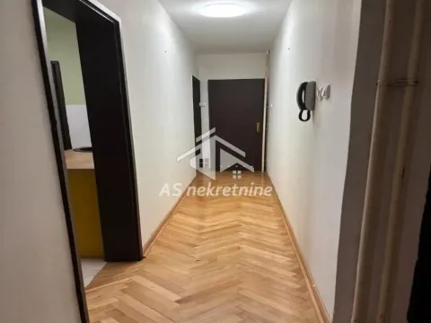 Izdavanje, trosoban stan, 92m², Zemun Save Kovačevića, Zemun Sve Podlokacije - image 16