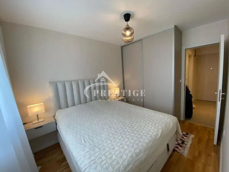 Rent, one bedroom apartment, 42m², Pobrežje, Podgorica