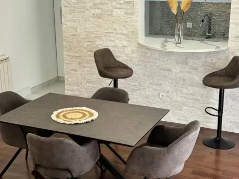 Izdavanje, trosoban stan, 85m², Zabjelo, Podgorica - image 2