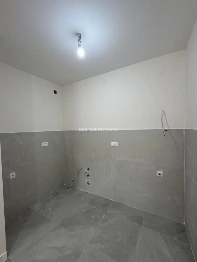 Izdavanje, jednosoban stan, 49m², Podgorica, Crna Gora