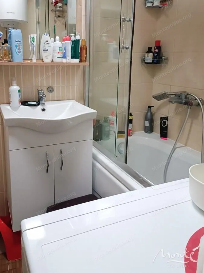 Prodaja, jednosoban stan, 76m², Zabjelo, Podgorica