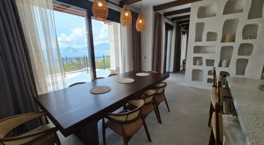 Prodaja, kuća, 270m², Skočiđevojka, Budva