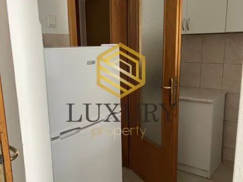 Izdavanje, dvosoban stan, 65m², Stari Aerodrom, Podgorica - image 4