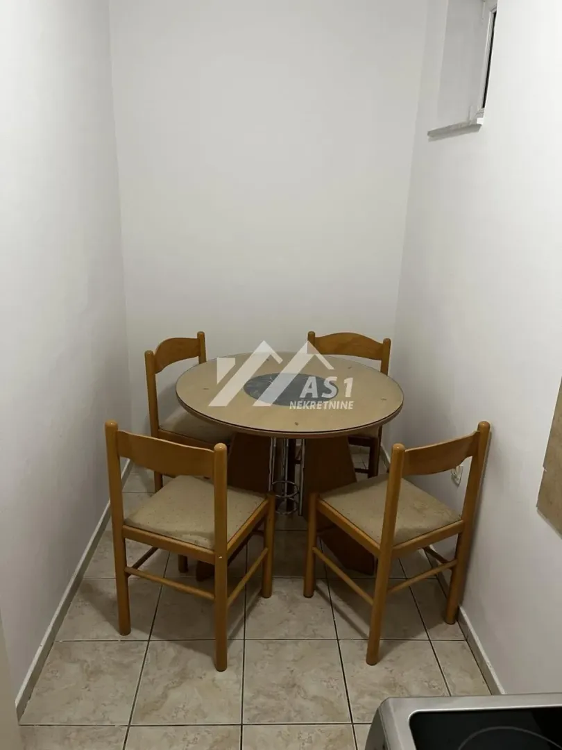 Izdavanje, jednosoban stan, 30m², Grbavica, Novi Sad Sve Podlokacije