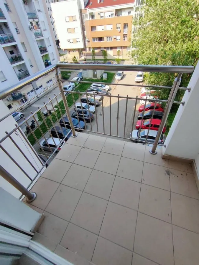 Izdavanje, garsonjera, 25m², Grbavica, Novi Sad Sve Podlokacije