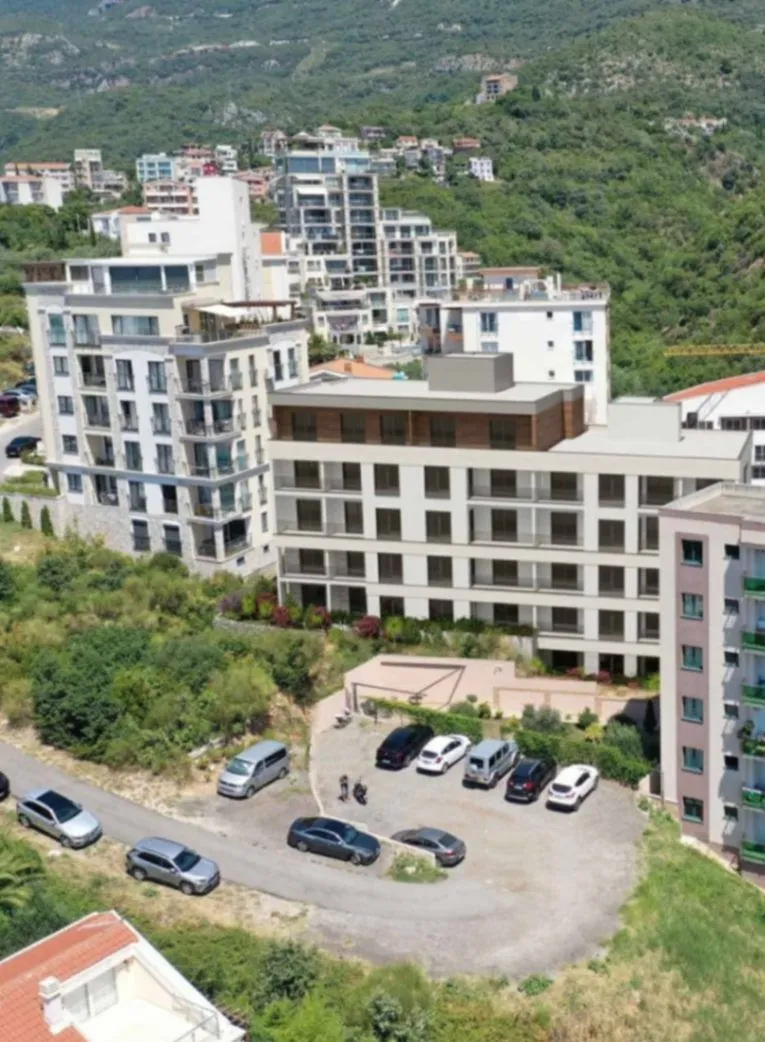 Sale, two bedroom apartment, 61m², Bečići, Budva