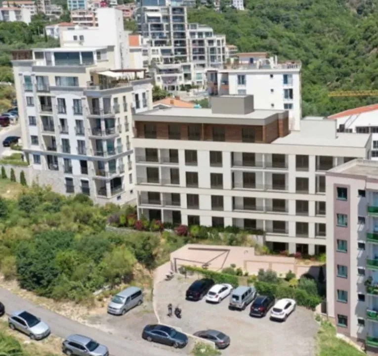 Sale, two bedroom apartment, 61m², Bečići, Budva