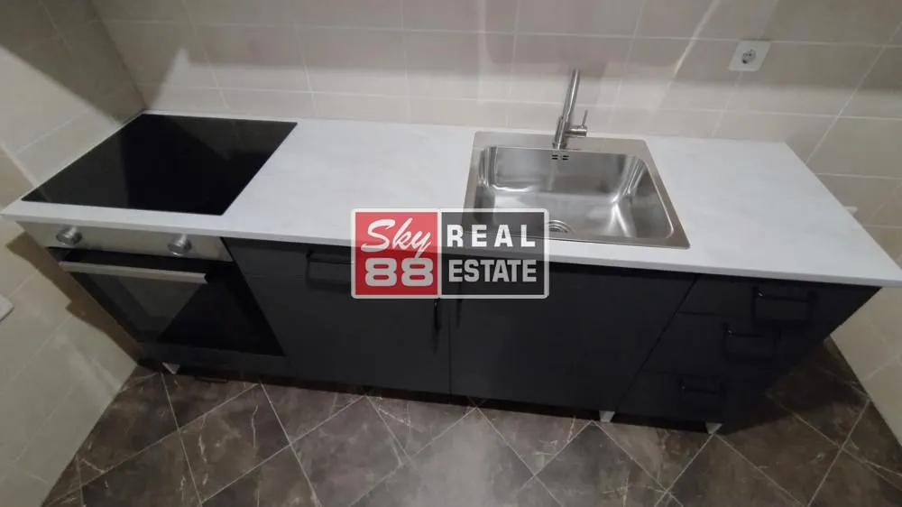 Izdavanje, trosoban stan, 81m², Vračar Hram, Vračar Sve Podlokacije