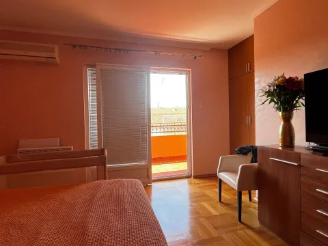 Prodaja, dvosoban stan, 102m², Petrovac, Budva - image 4