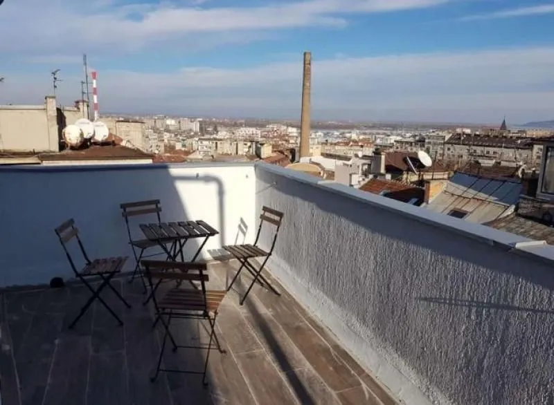 Izdavanje, dvosoban stan, 50m², Stari Grad, Beograd