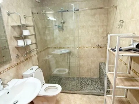 Izdavanje, dvosoban stan, 100m², Preko Morače, Podgorica - image 9