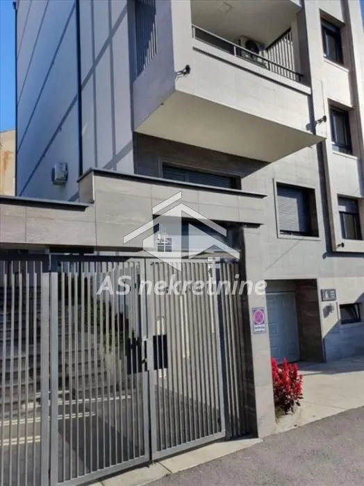 Rent, one bedroom apartment, 37m², Čubura, Beograd