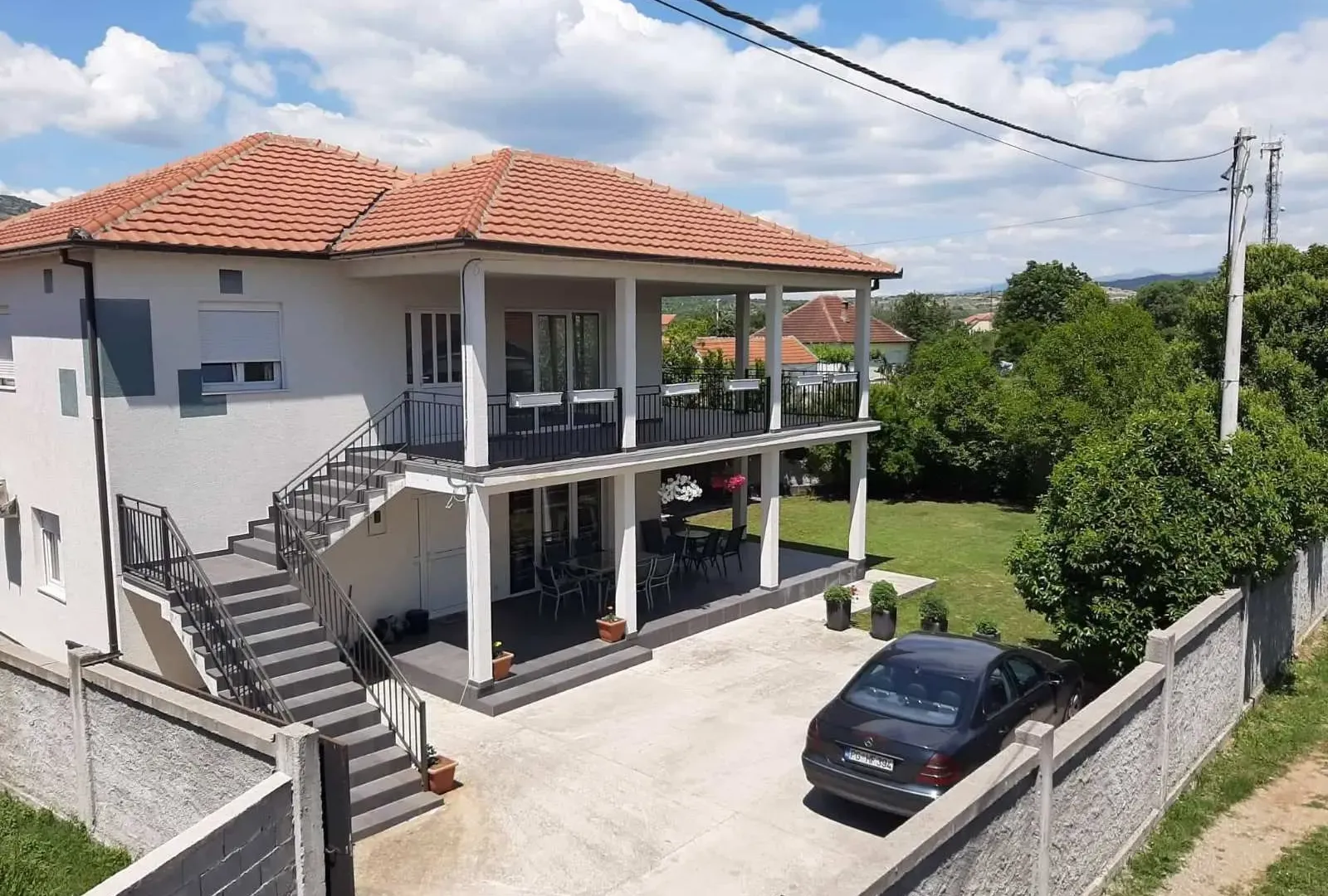 Izdavanje, kuća, 260m², Donji Kokoti, Podgorica