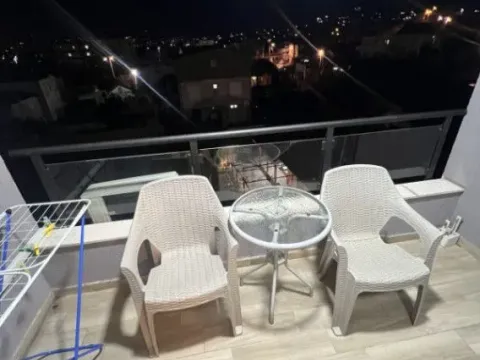 Izdavanje, garsonjera, 27m², Popovići, Bar - image 7