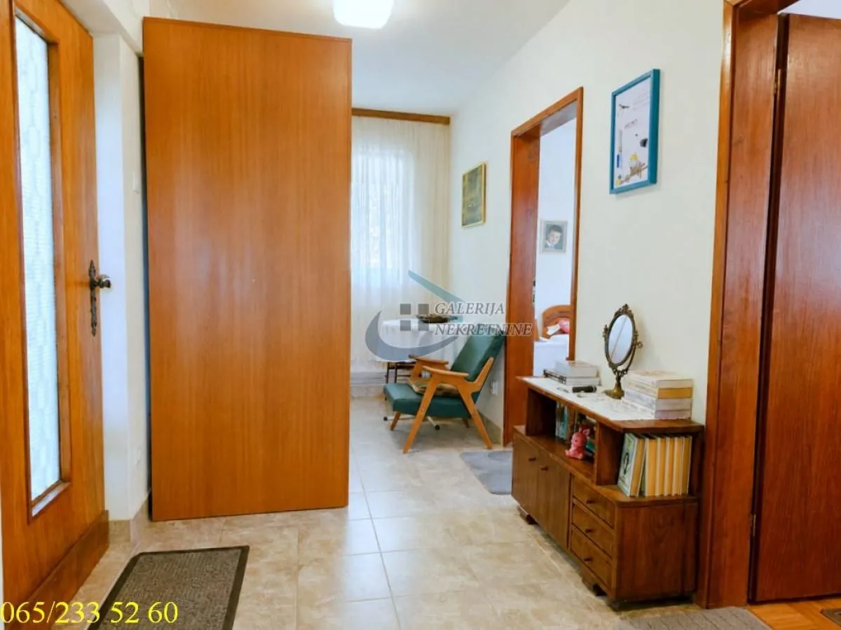 Prodaja, kuća, 192m², Stari Slankamen, Inđija