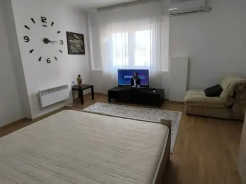 Izdavanje, stan, 58m², Centar, Podgorica - image 12