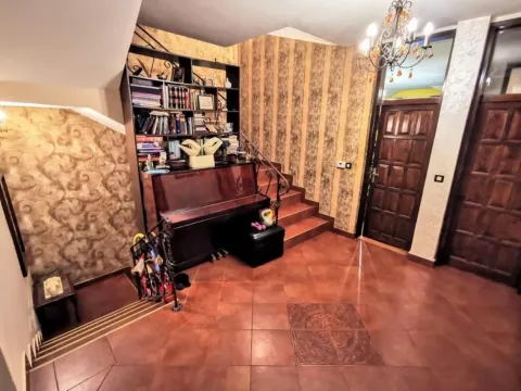 Prodaja, trosoban stan, 155m², Gorica C, Podgorica - image 4