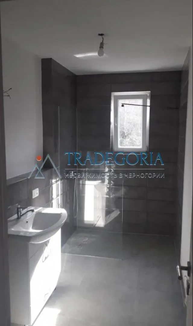 Prodaja, kuća, 210m², Sutomore, Bar