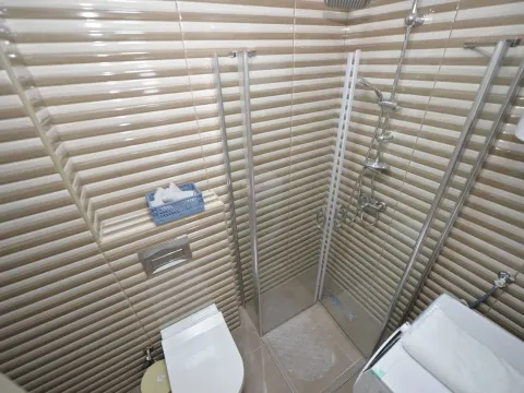 Sale, one bedroom apartment, 42m², Budva, Crna Gora - image 9